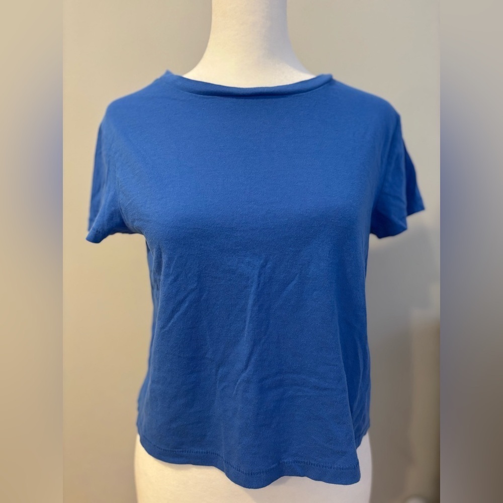 Universal Thread Blue Women’s Short Sleeve Tee S